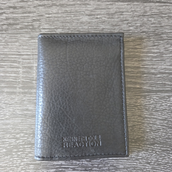 Men's Kenneth Cole Reaction Black Leather Wallet - Picture 1 of 10